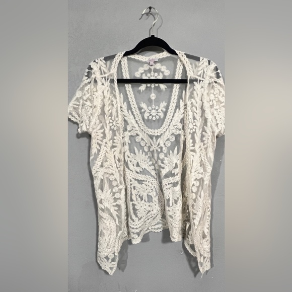 Pixley Tops - Pixley Lace Crochet Cardigan, Size M.
